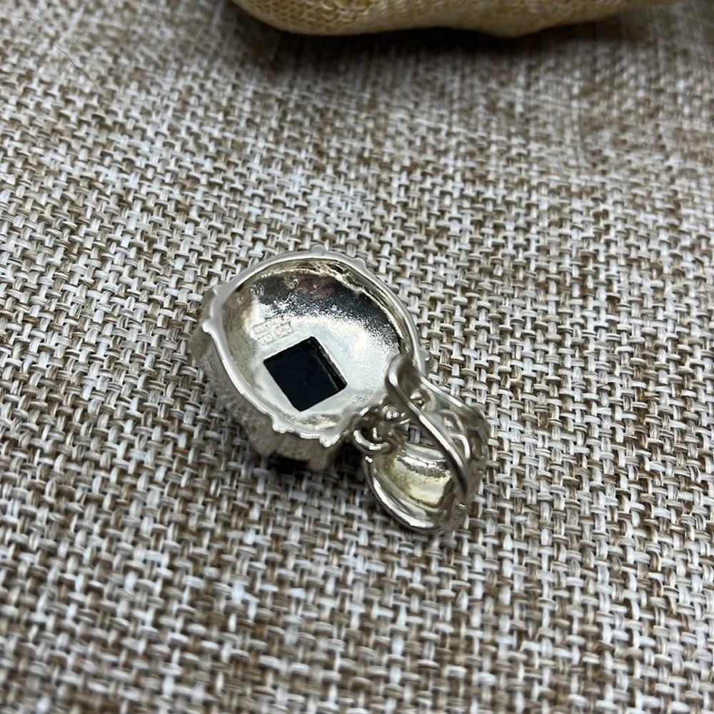 Square Modernist Sterling Silver Pendant โจ - Picture 6 of 10